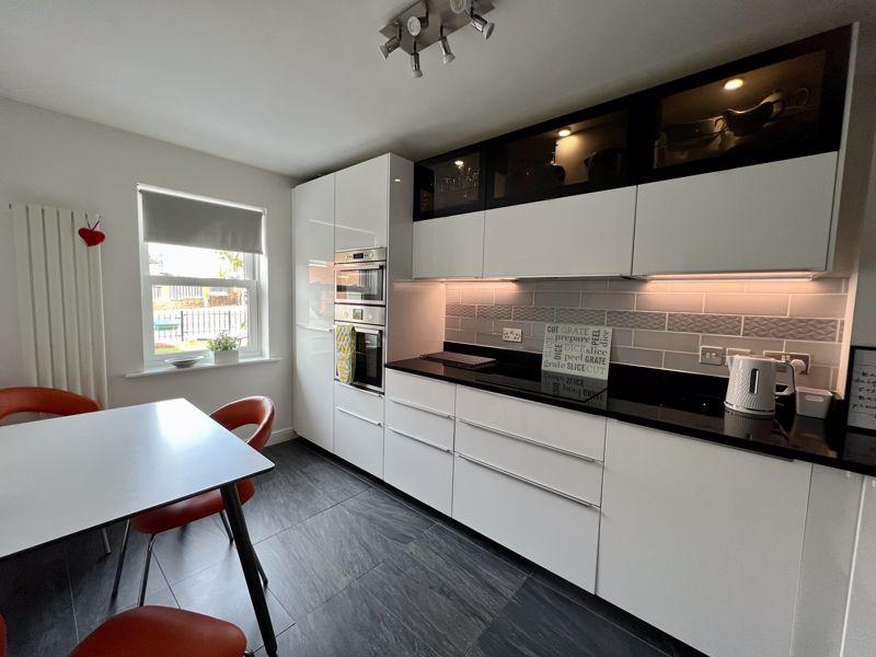 Renaissance Point, North Shields 3 bed end of terrace house £260,000