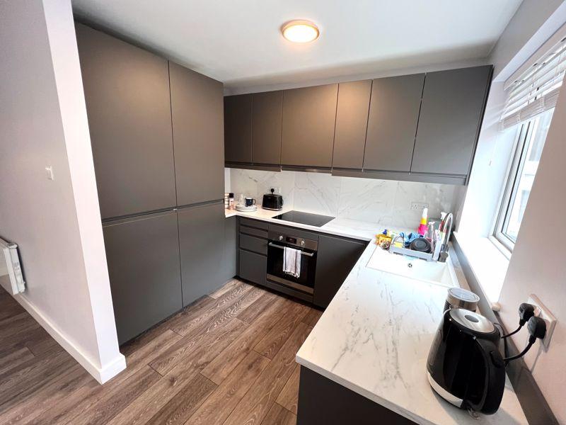 Rivington Court, Cholmondeley Road, Salford 2 bed apartment to rent £