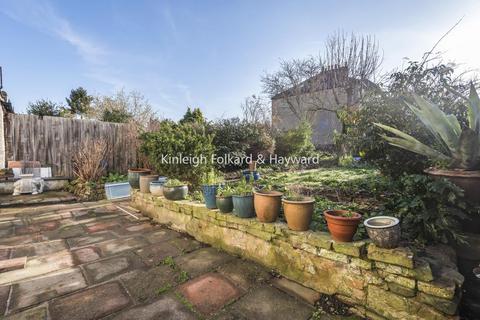 121 Dowanhill Road, London, SE6 1BX