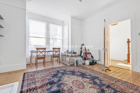 121 Dowanhill Road, London, SE6 1BX
