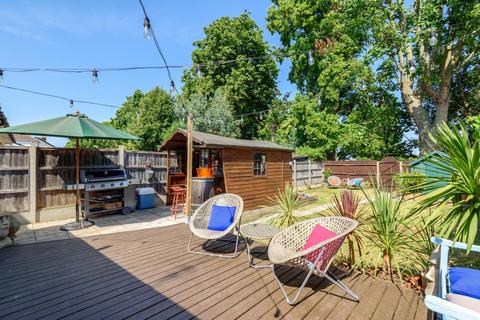 15 Whitehall Road, Bromley, BR2 9SG