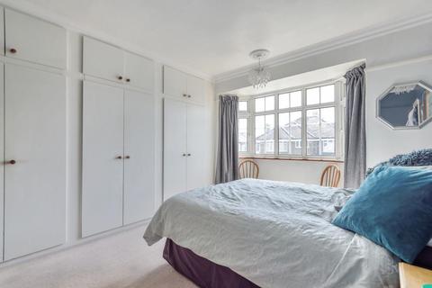15 Whitehall Road, Bromley, BR2 9SG
