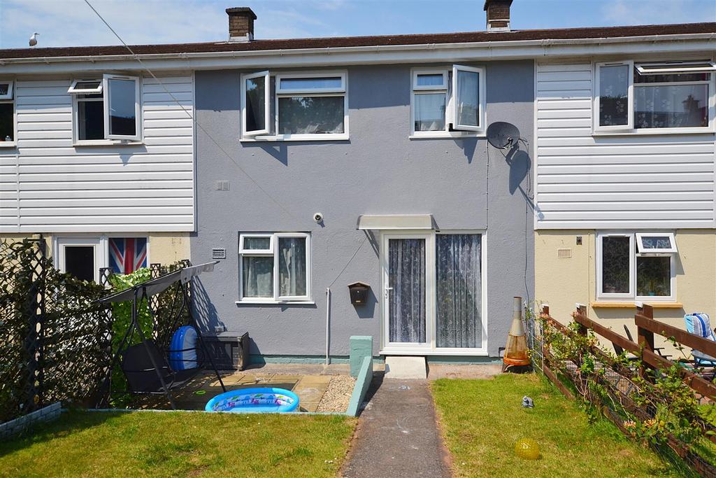 Munro Court, Pembroke Dock 2 bed terraced house for sale £85,000