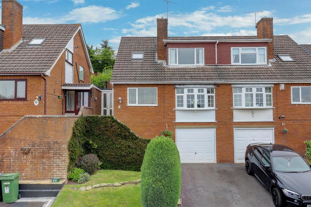 2 Wheathill Close, Penn Common, Wolverhampton 3 bed house for sale £