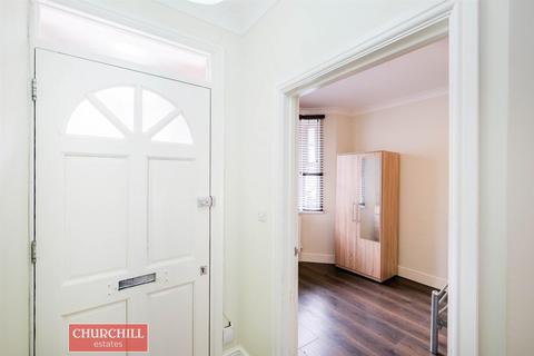 103 Gloucester Road, London, E17 6AF