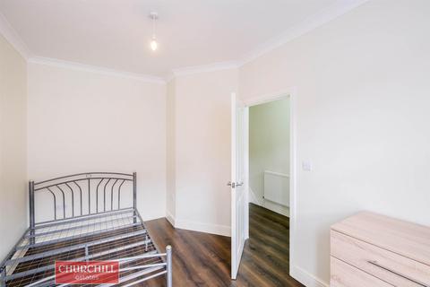 103 Gloucester Road, London, E17 6AF