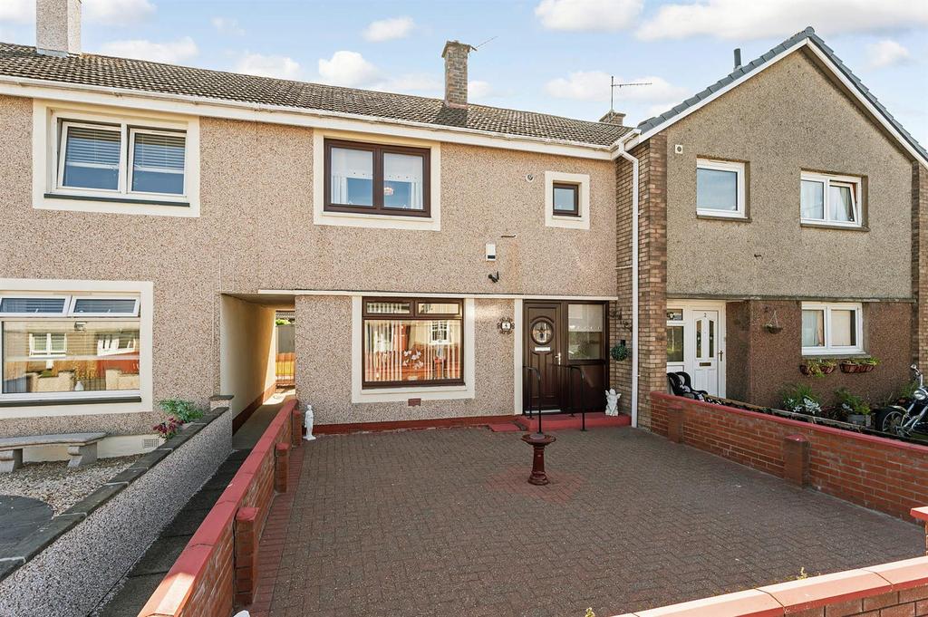 4 Forth Gardens, Oakley, KY12 9RH 2 bed terraced house £110,000