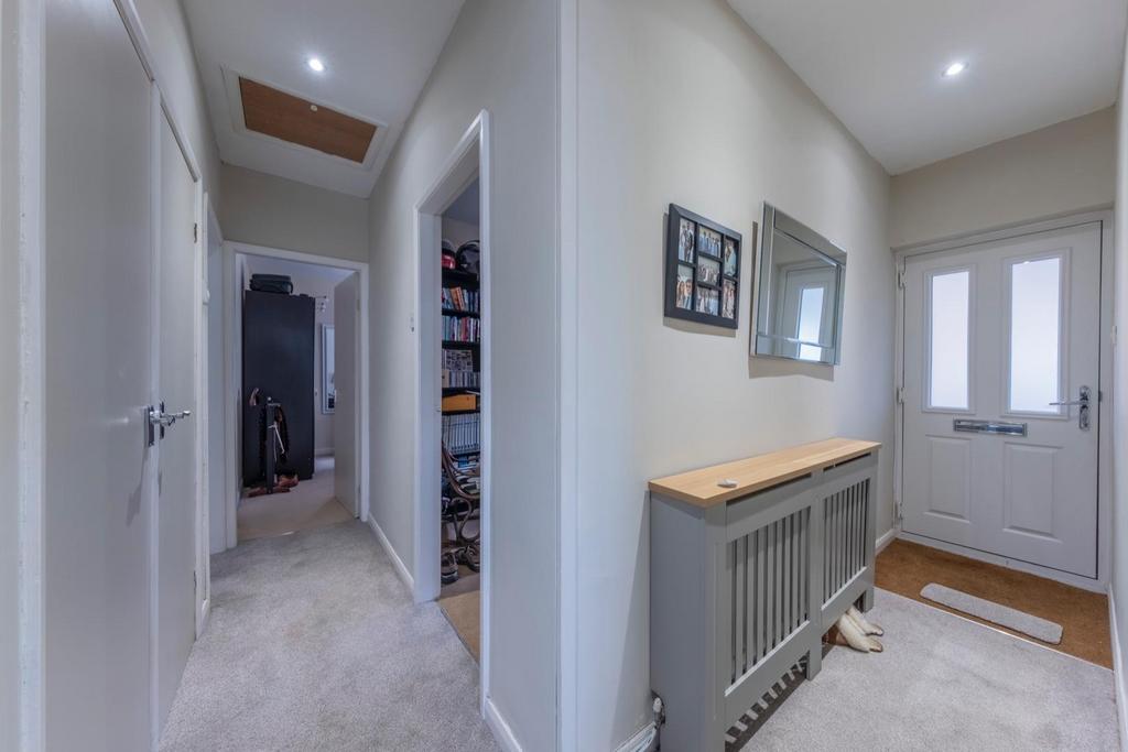 4 The Crescent-014.JPG