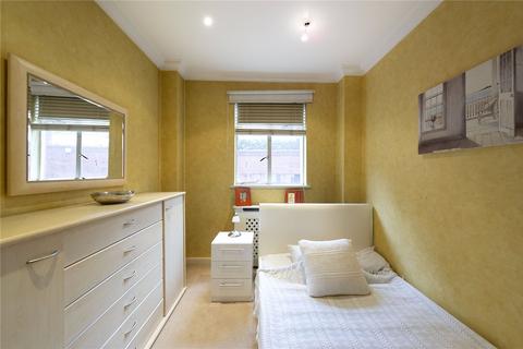 1 bedroom apartment for sale, Kingston House South, Ennismore Gardens, London, SW7