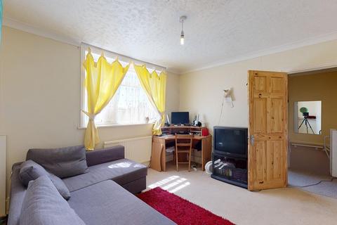 3 bedroom terraced house for sale - Ramsgate Road, Margate