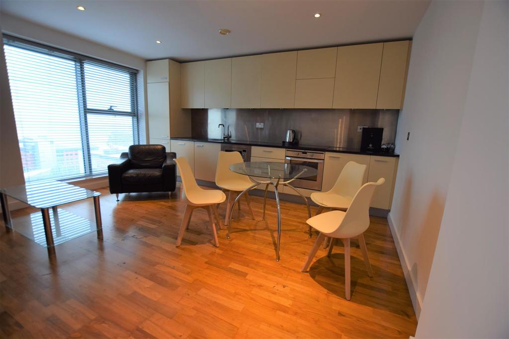 Princes Dock, William Jessop Way 1 bed apartment £775 pcm (£179 pw)