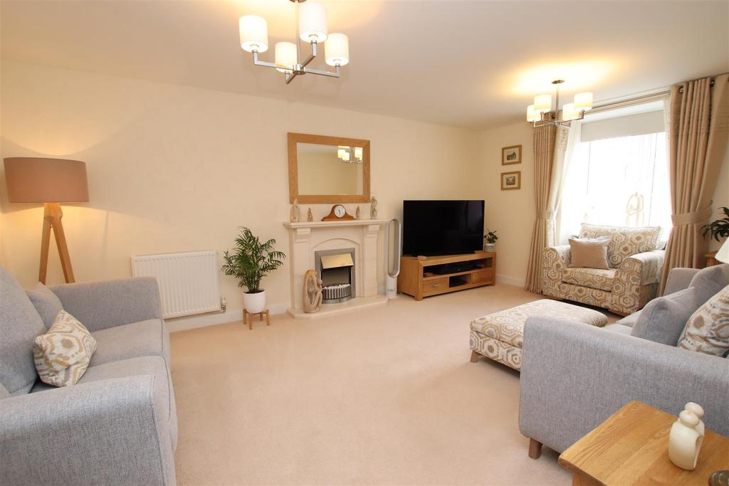 Living Room.JPG