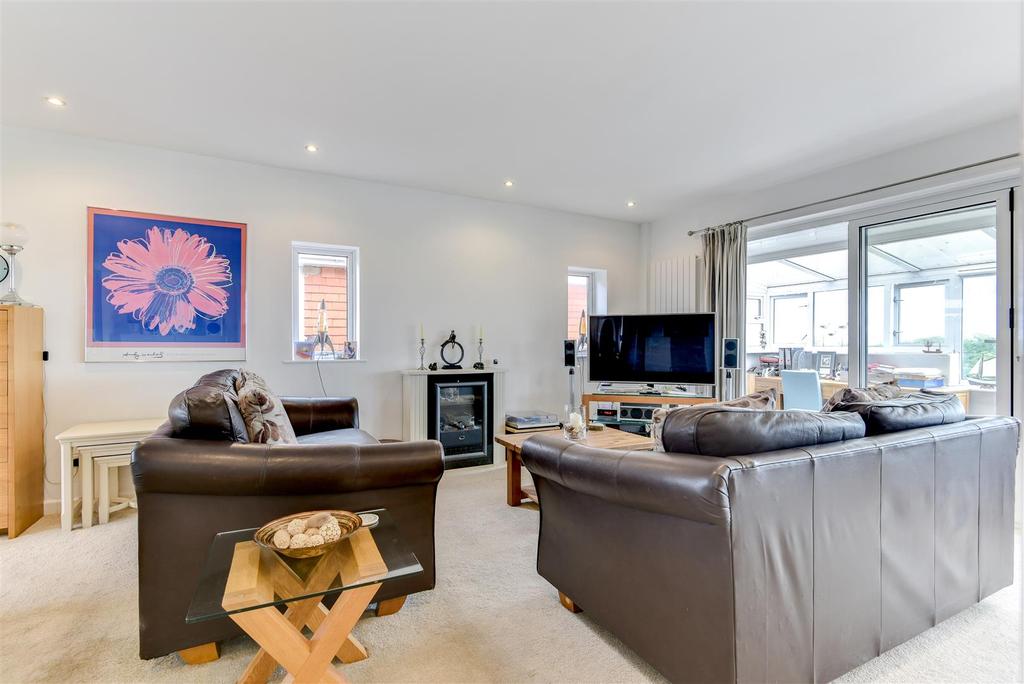 44 Marine Crescent-6.jpg