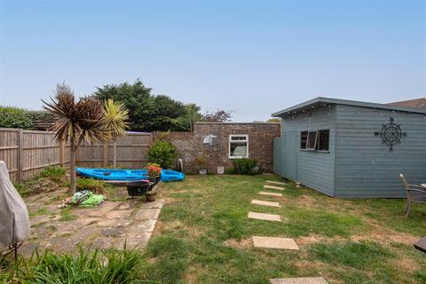 44 Marine Crescent, Goring By Sea, Worthing, BN12 4JG
