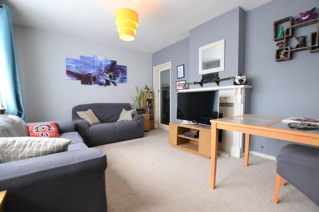 Hareclive Road, Hartcliffe, Bristol, BS13 3 bed terraced house for sale
