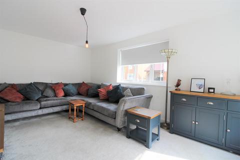 7 Cornflower Avenue, Hythe, CT21 4AY