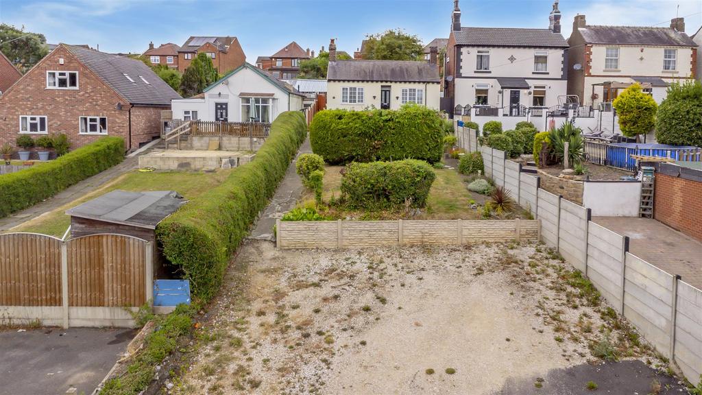 Kingsway, Ilkeston 2 bed detached bungalow £230,000