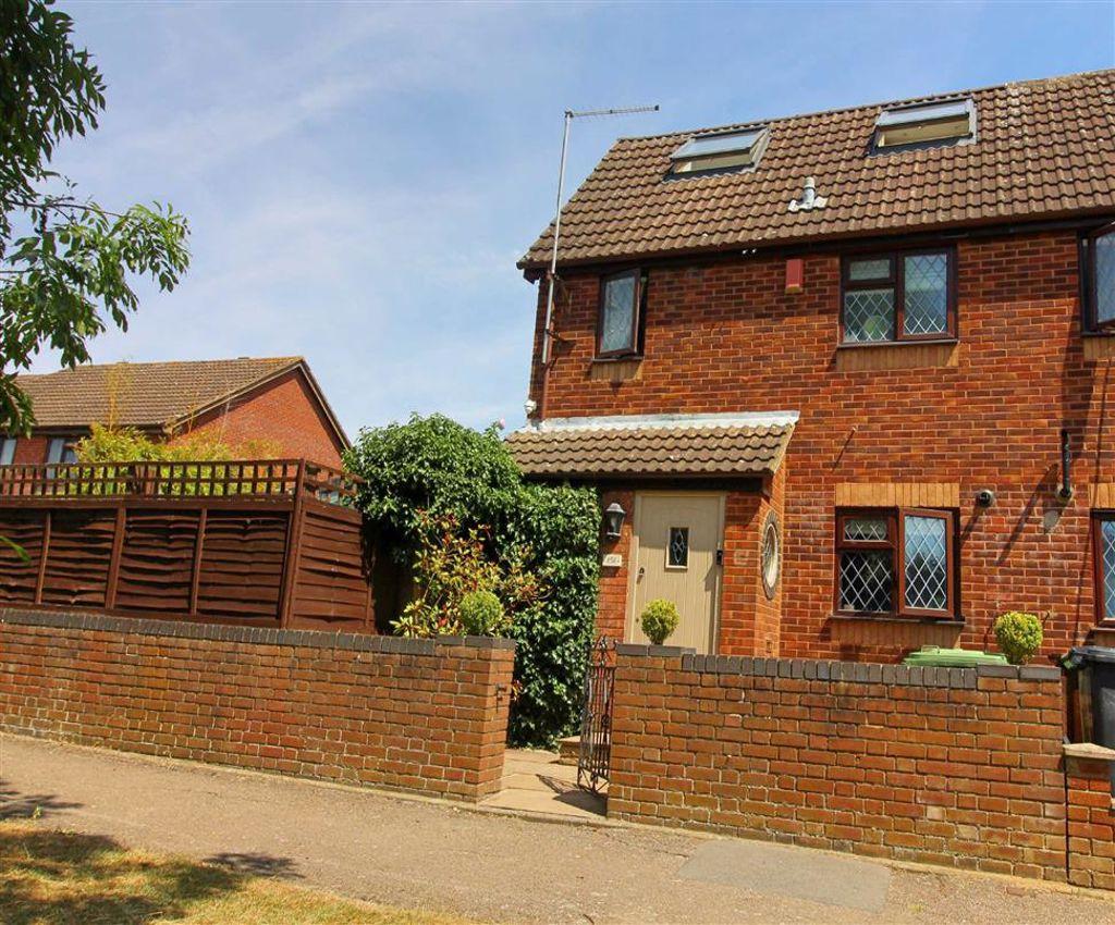 Aycliffe Road, Borehamwood, Herts 2 bed end of terrace house £430,000