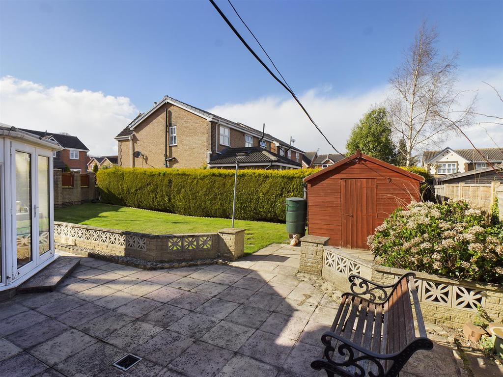 Poplars Way, Beverley 4 bed detached house £335,000