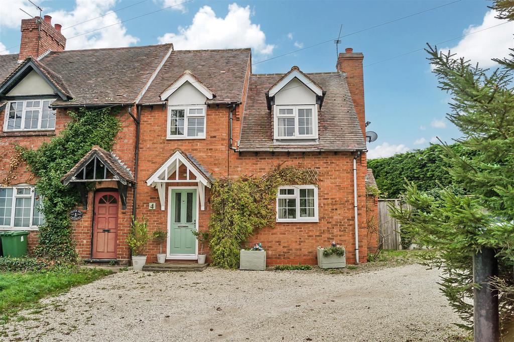 Leicester Lane, Cubbington, Leamington Spa 3 bed cottage for sale £