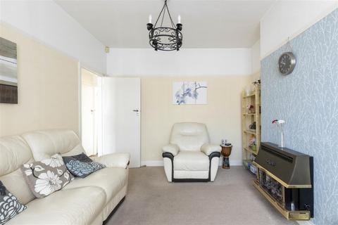 2 Middlesex Road, Leicester, LE2 8HH