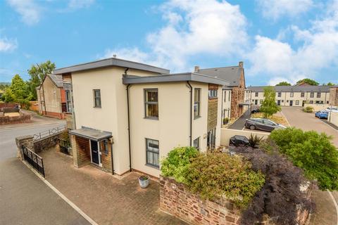 30 Perreyman Square, Tiverton, EX16 6GZ