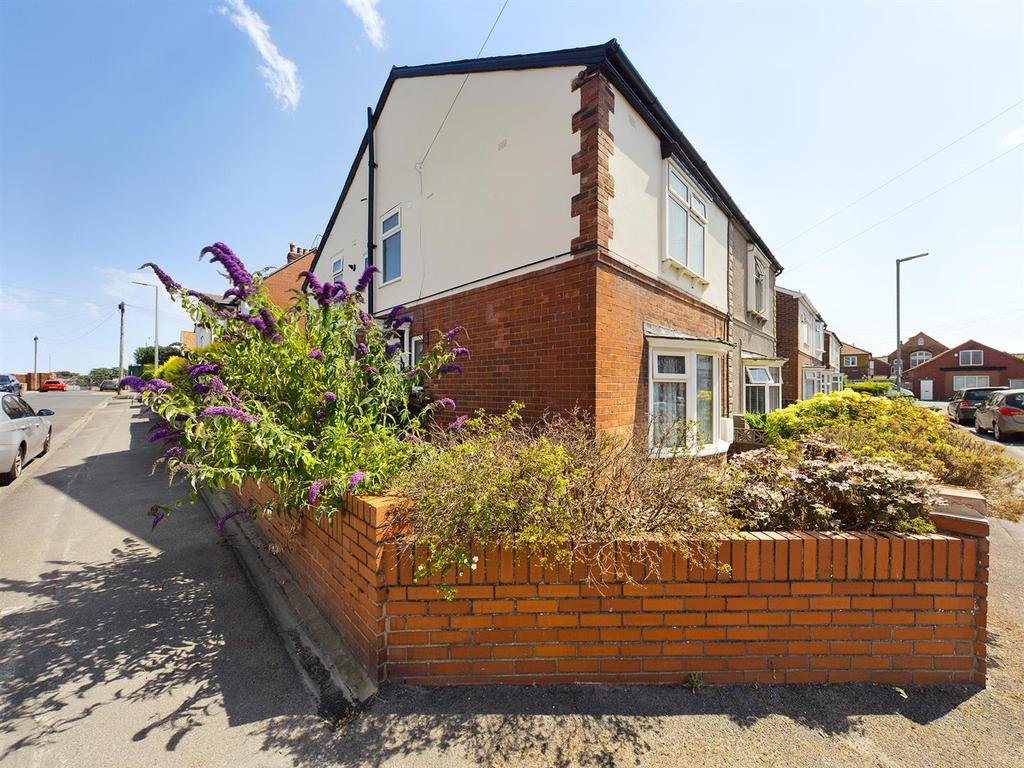 Carlton Street, Bridlington 3 bed semidetached house for sale £149,950
