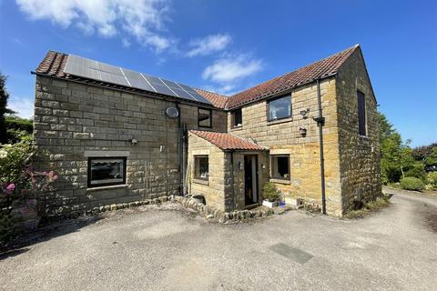 4 bedroom barn conversion for sale - Low Toft Court, Scarborough, YO13 0TA