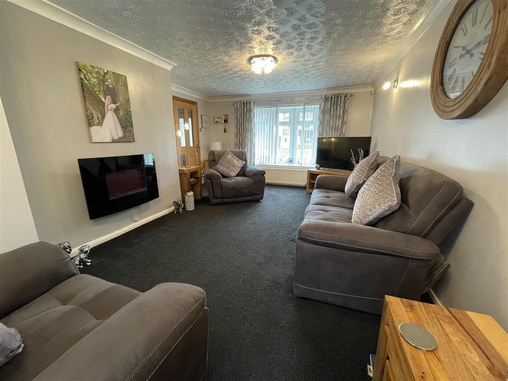 Brecon Place, Perkinsville, Chester... 3 bed end of terrace house £115,000