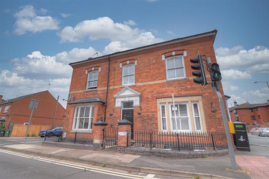 Sebright Avenue, Worcester 1 bed apartment £625 pcm (£144 pw)