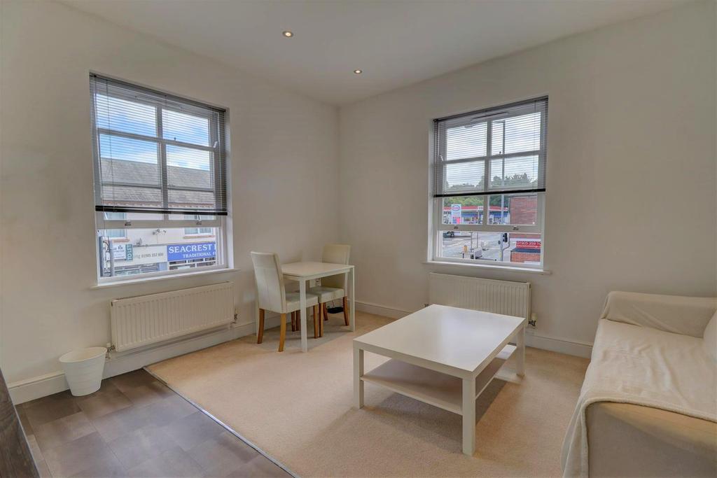 Sebright Avenue, Worcester 1 bed apartment £625 pcm (£144 pw)