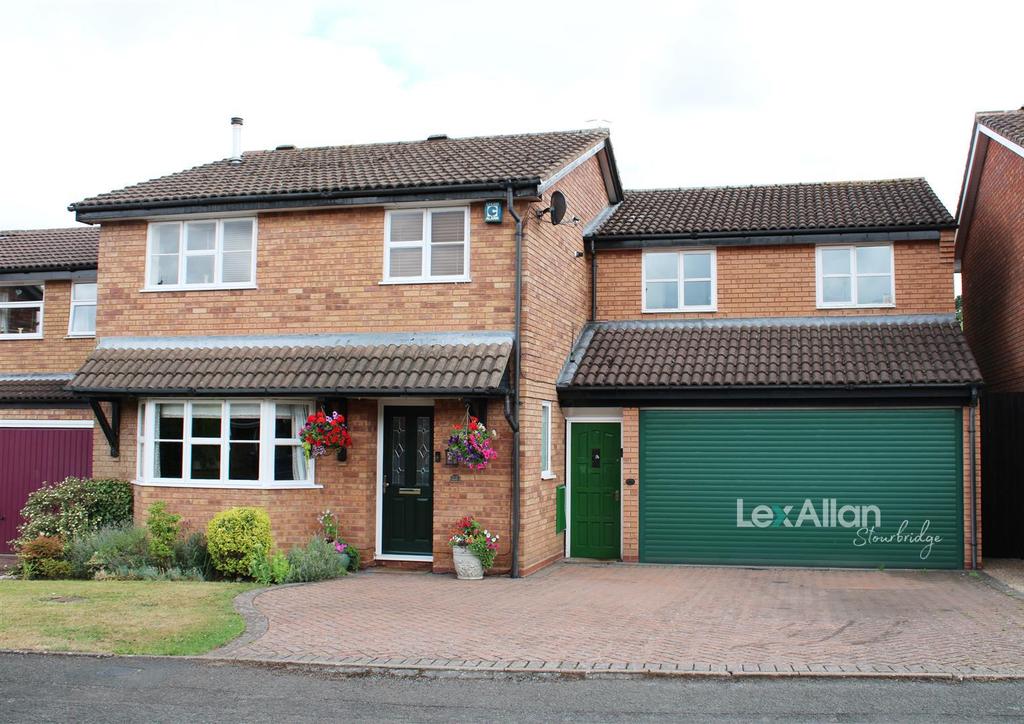 Albemarle Road, Stourbridge 5 bed detached house £575,000