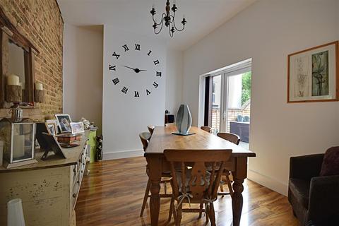 19 Springfield Road, Bexhill-on-sea, TN40 2BX