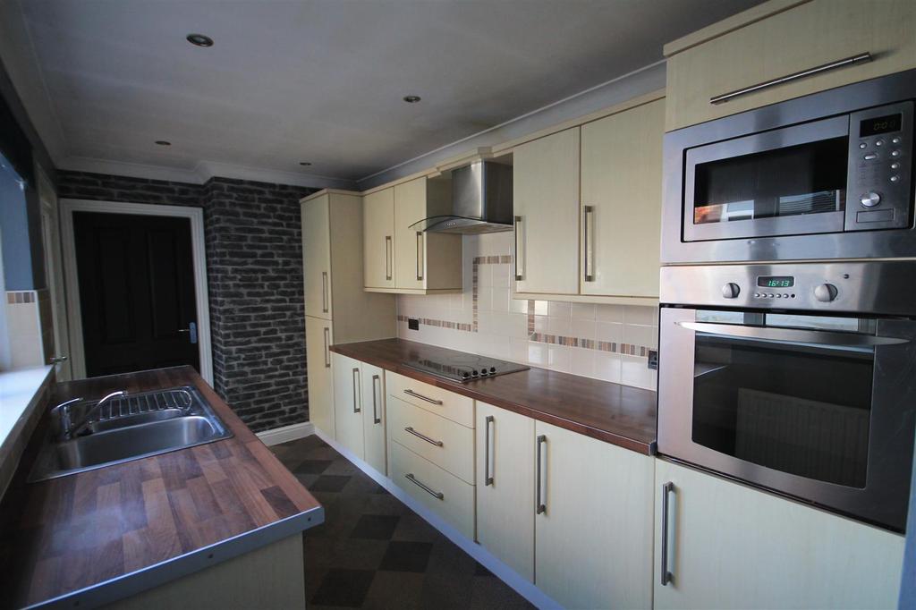 Milburn Street, Crook 3 bed terraced house £90,000