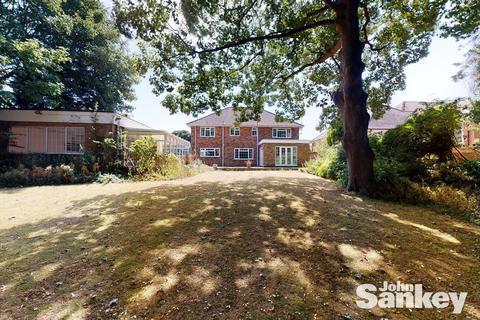 14 Paddock Close, Edwinstowe, Mansfield, NG21 9LP