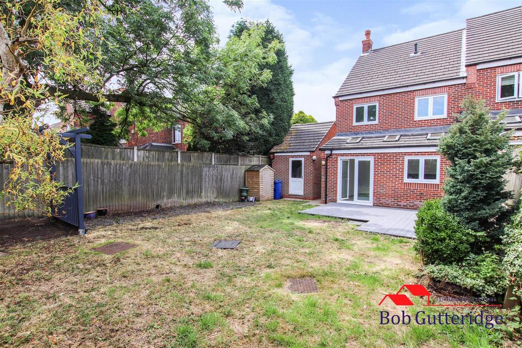 Basford Court, Oxford Road, Basford, Newcastle 3 bed semidetached