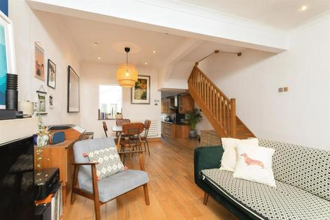 34 Stanley Road, London, E4 7DB