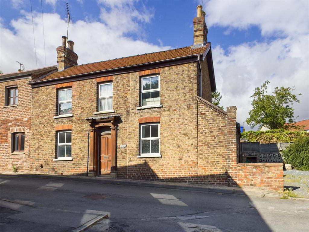 Church Lane, Langtoft, Driffield 2 bed semidetached house for sale £