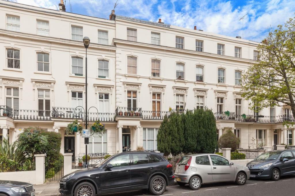 Clarendon Gardens, St Johns Wood, W9 1 bed apartment £2,253 pcm (£520 pw)