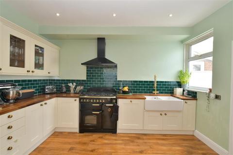 3 bedroom terraced house for sale - Alverstone Road, Southsea, Hampshire
