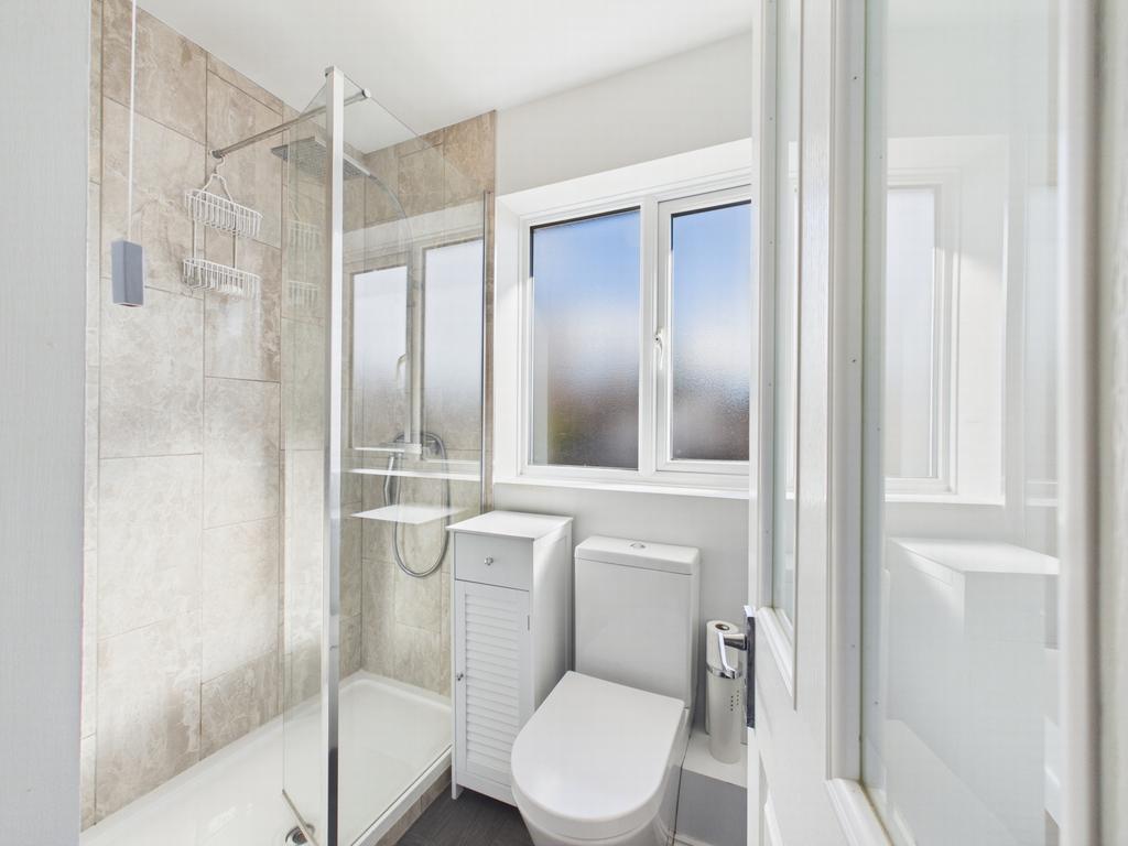 Shower Room 1