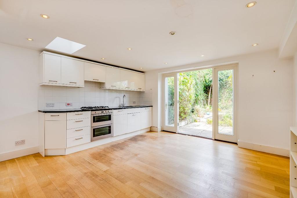 Charles Street, Barnes, SW13 3 bed terraced house £1,250,000