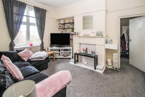 1 bedroom apartment for sale - Astra Close, Hornchurch, RM12