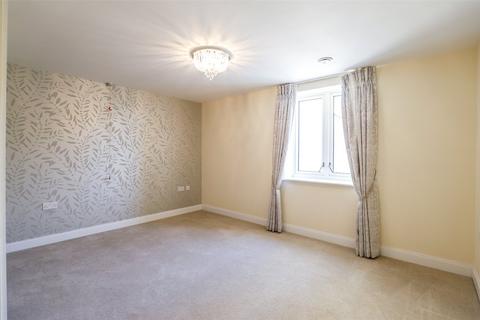 1 bedroom retirement property for sale, Eleanor House, 232 London Road, St. Albans, Hertfordshire, AL1