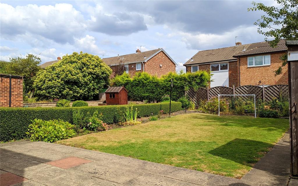 Water Royd Lane, Mirfield, West... 3 bed semidetached house £250,000