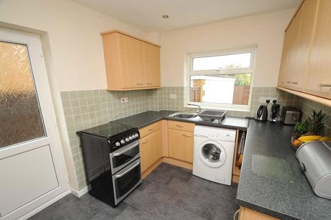 3 bedroom semi-detached house for sale - Sunridge Close, Branksome, Poole, Dorset, BH12