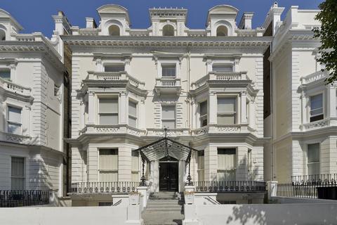 Studio for sale, Holland Park, London, W11