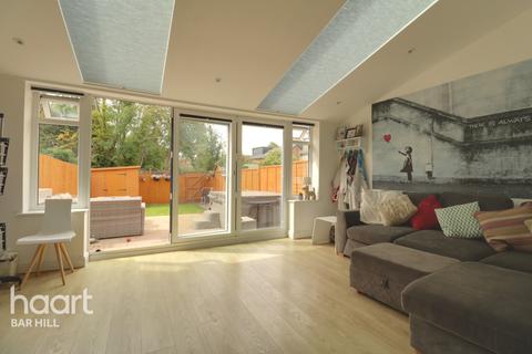 52 Harbour Avenue, Comberton, Cambridge, CB23 7DD