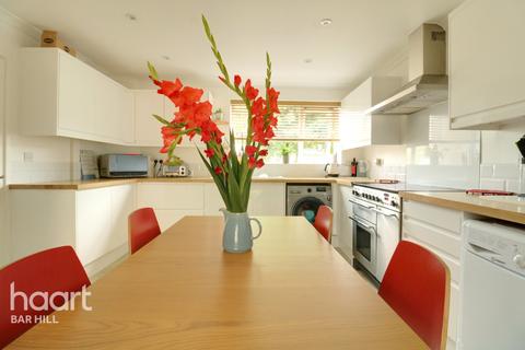 52 Harbour Avenue, Comberton, Cambridge, CB23 7DD