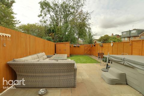 52 Harbour Avenue, Comberton, Cambridge, CB23 7DD